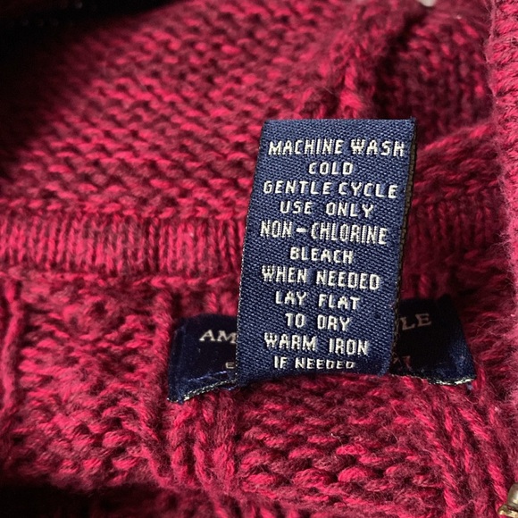 Red Cable Knit Zip-Up Sweater - Picture 7 of 7